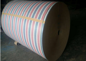 Giấy làm lớp dán mặt ngoài trên lớp vải nhựa (PP/PE) của bao bì ximăng